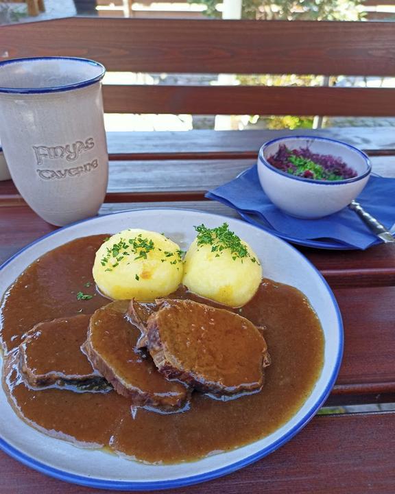 Finyas Taverne im Lutzgarten